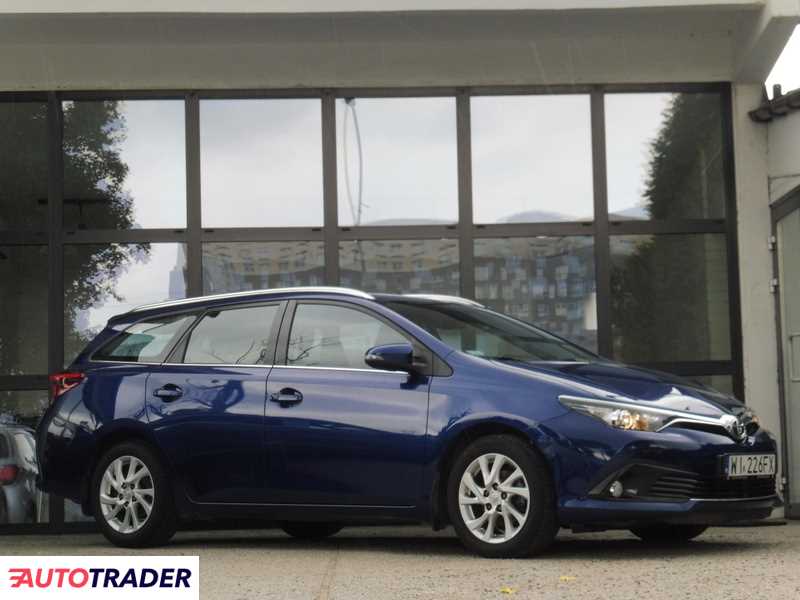 Toyota Auris 2017 1.6 112 KM Toyota Auris 2017 1.6 112 KM