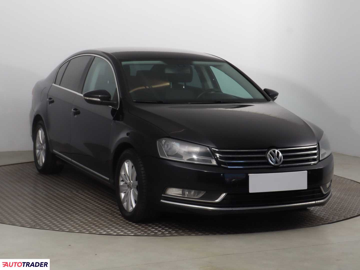 Volkswagen Passat 2011 2.0 138 KM