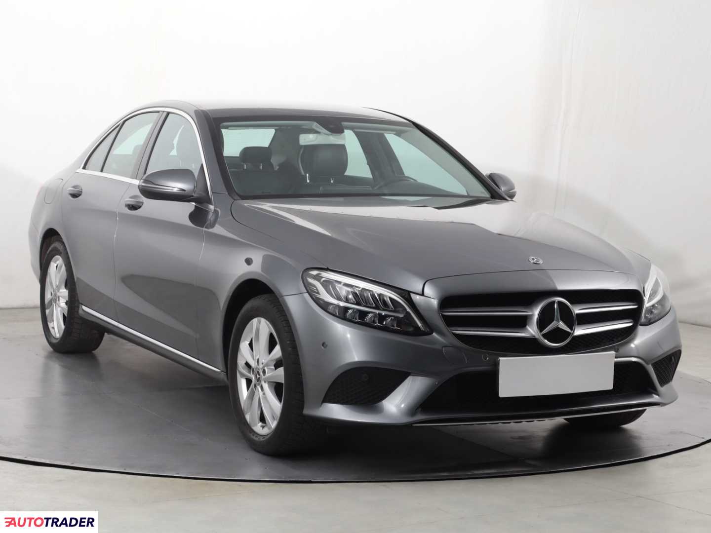 Mercedes C-klasa 2018 1.6 154 KM