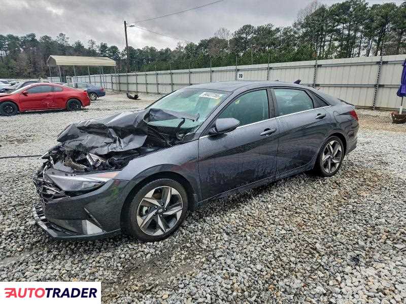 Hyundai Elantra 2023 2