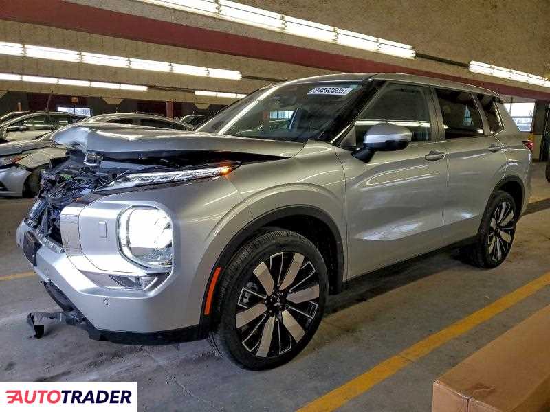 Mitsubishi Outlander 2025 2