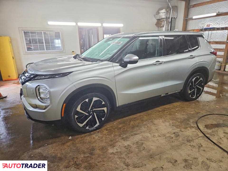 Mitsubishi Outlander 2022 2