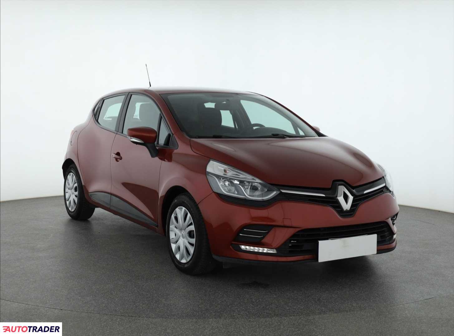 Renault Clio 1.1 72 KM 2016r. (Piaseczno)