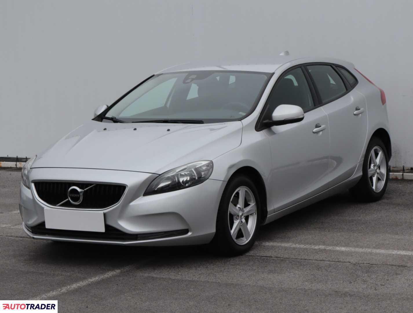 Volvo V40 2017 2.0 118 KM