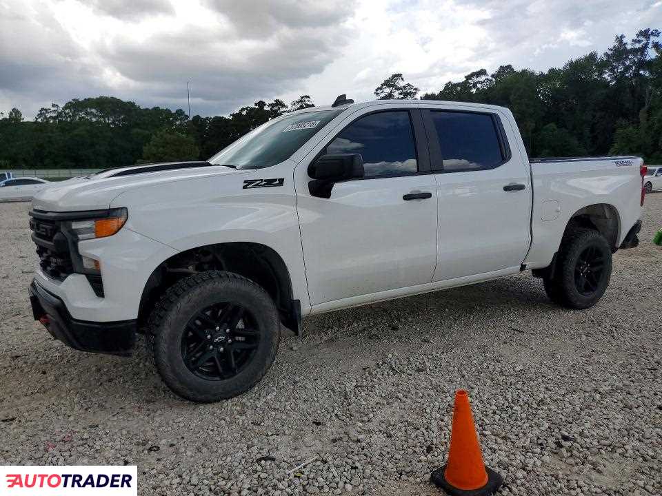 Chevrolet Silverado 2024 5