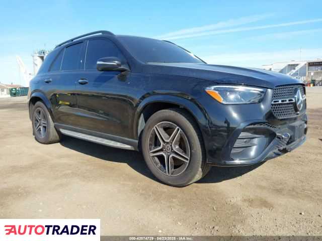 Mercedes GL 2024 2 Mercedes GL 2024 2