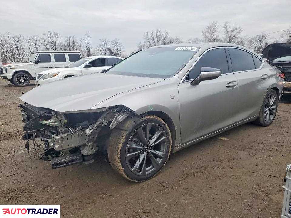 Lexus ES 2020 3