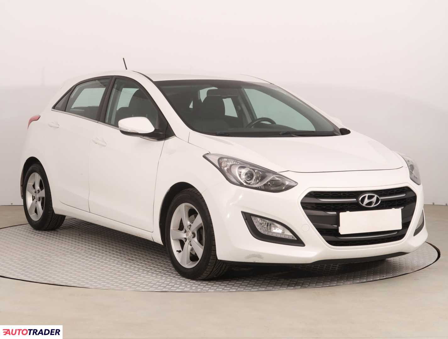 Hyundai i30 2015 1.4 88 KM