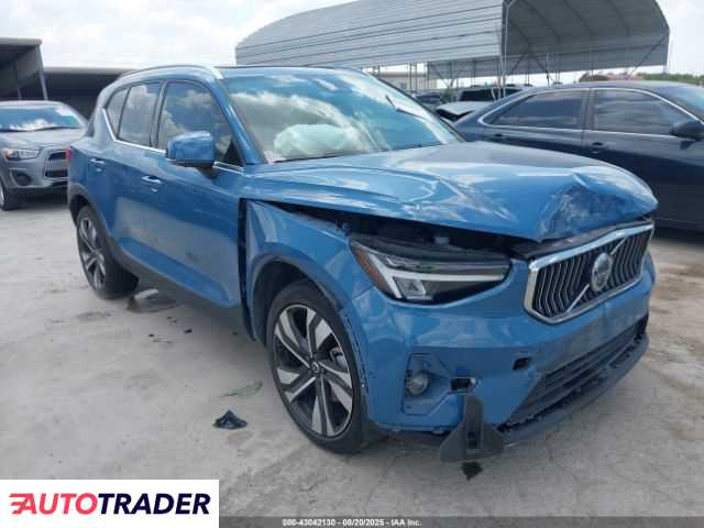 Volvo XC40 2023 2
