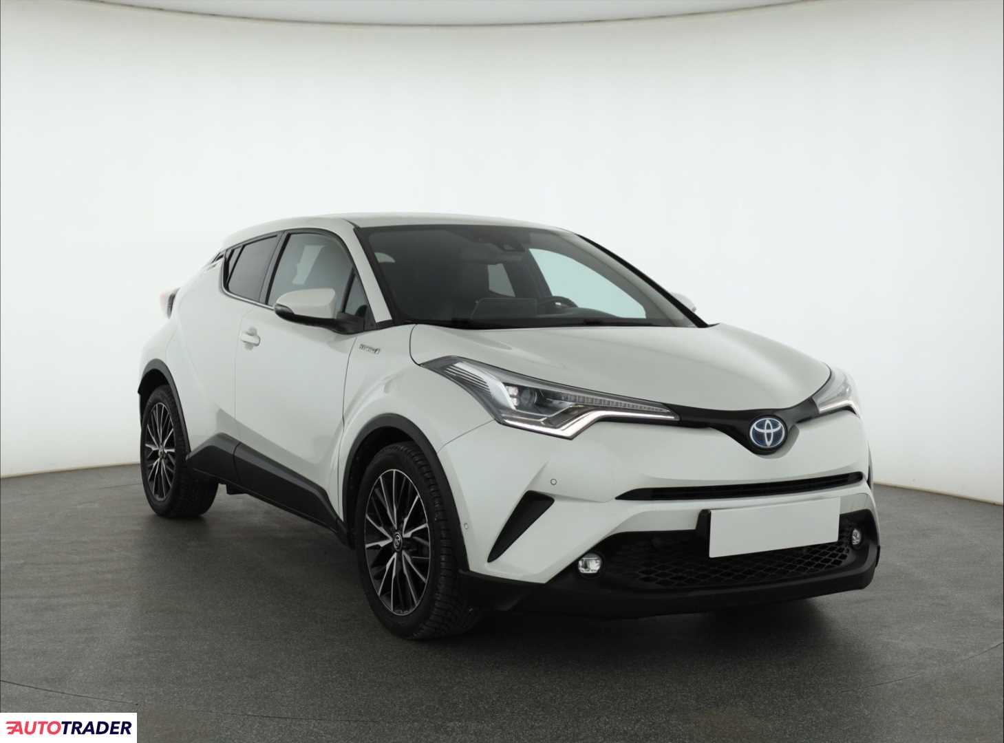 Toyota C-HR 2017 1.8 120 KM