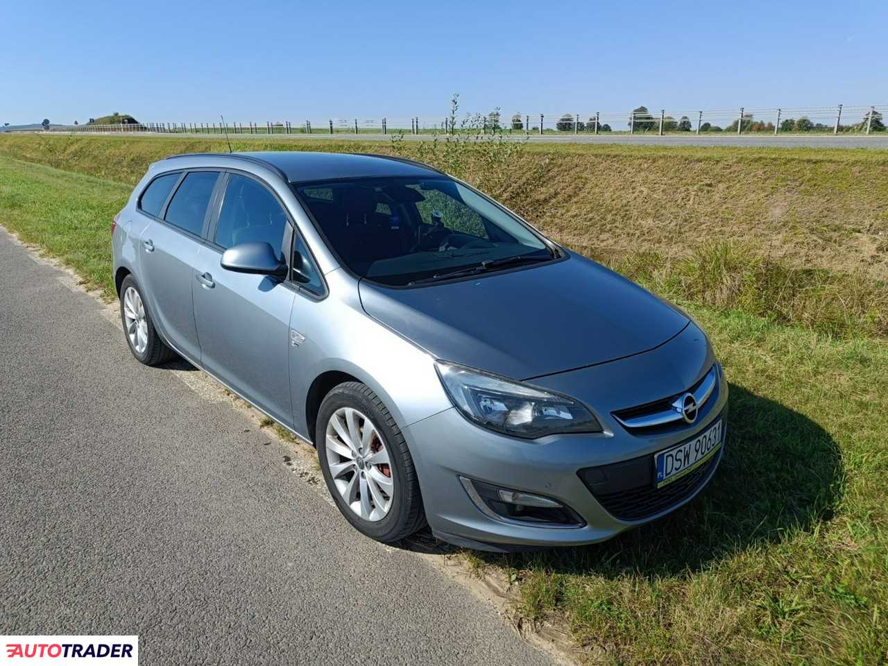 Opel Astra 2012 1.4 140 KM