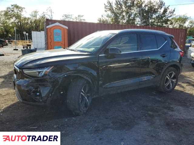 Volvo XC40 2024 2