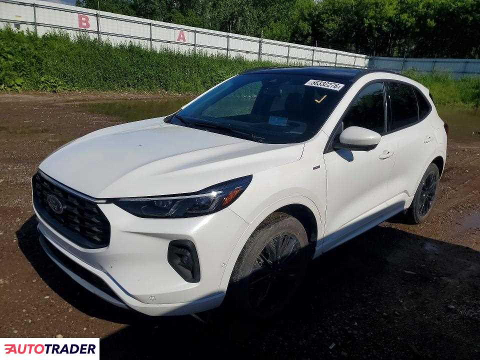 Ford Escape 2024 2