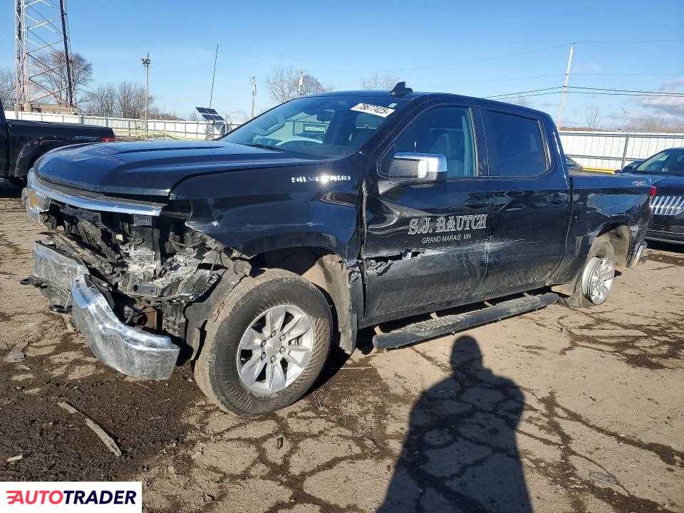 Chevrolet Silverado 2023 2