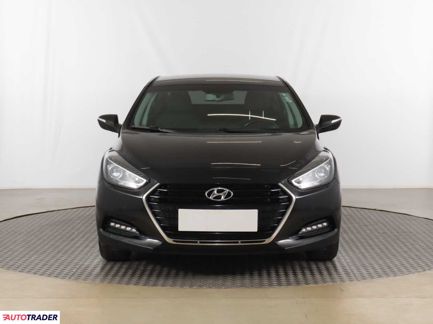 Hyundai i40 2018 2.0 162 KM