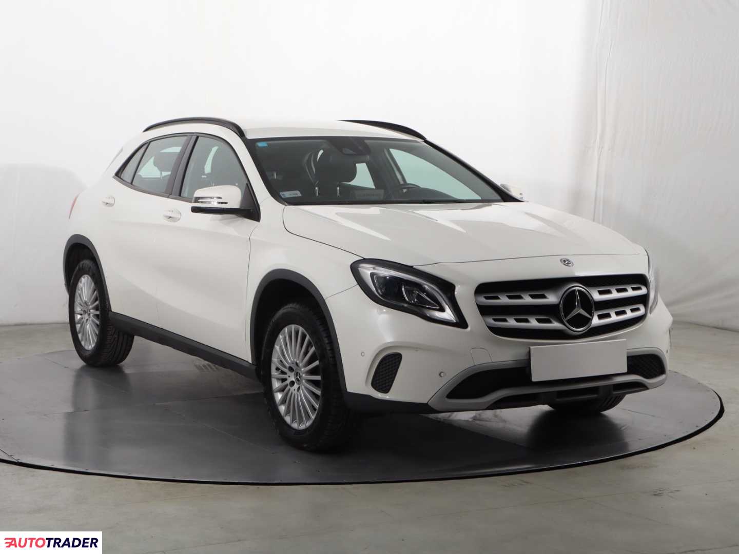 Mercedes G-klasa 2017 1.6 120 KM