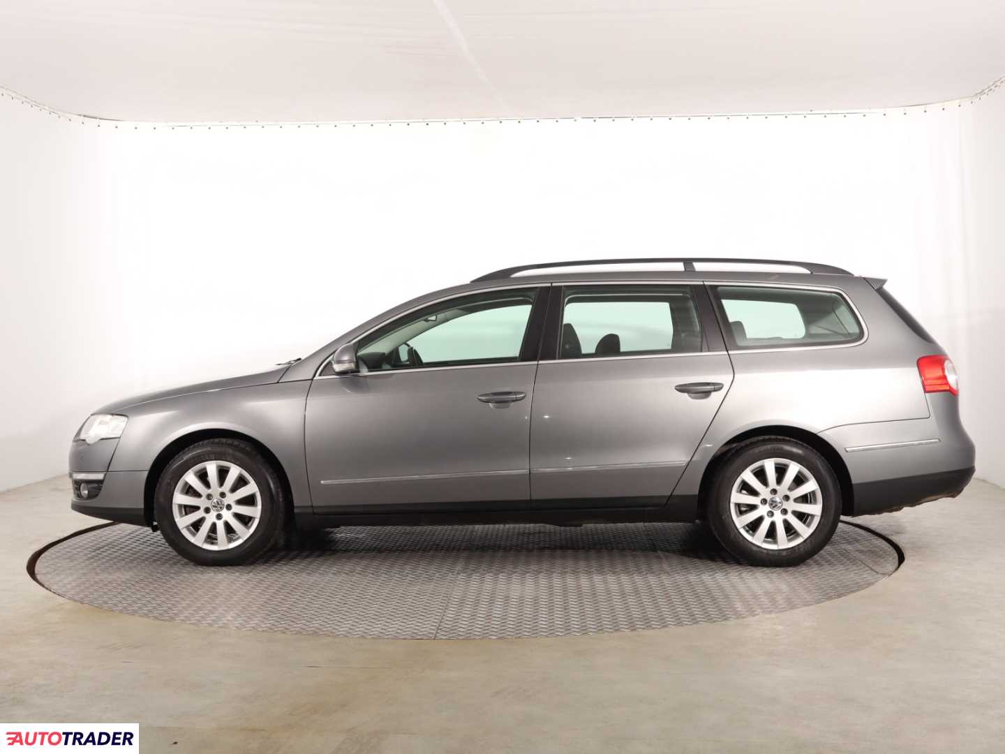 Volkswagen Passat 2007 2.0 138 KM