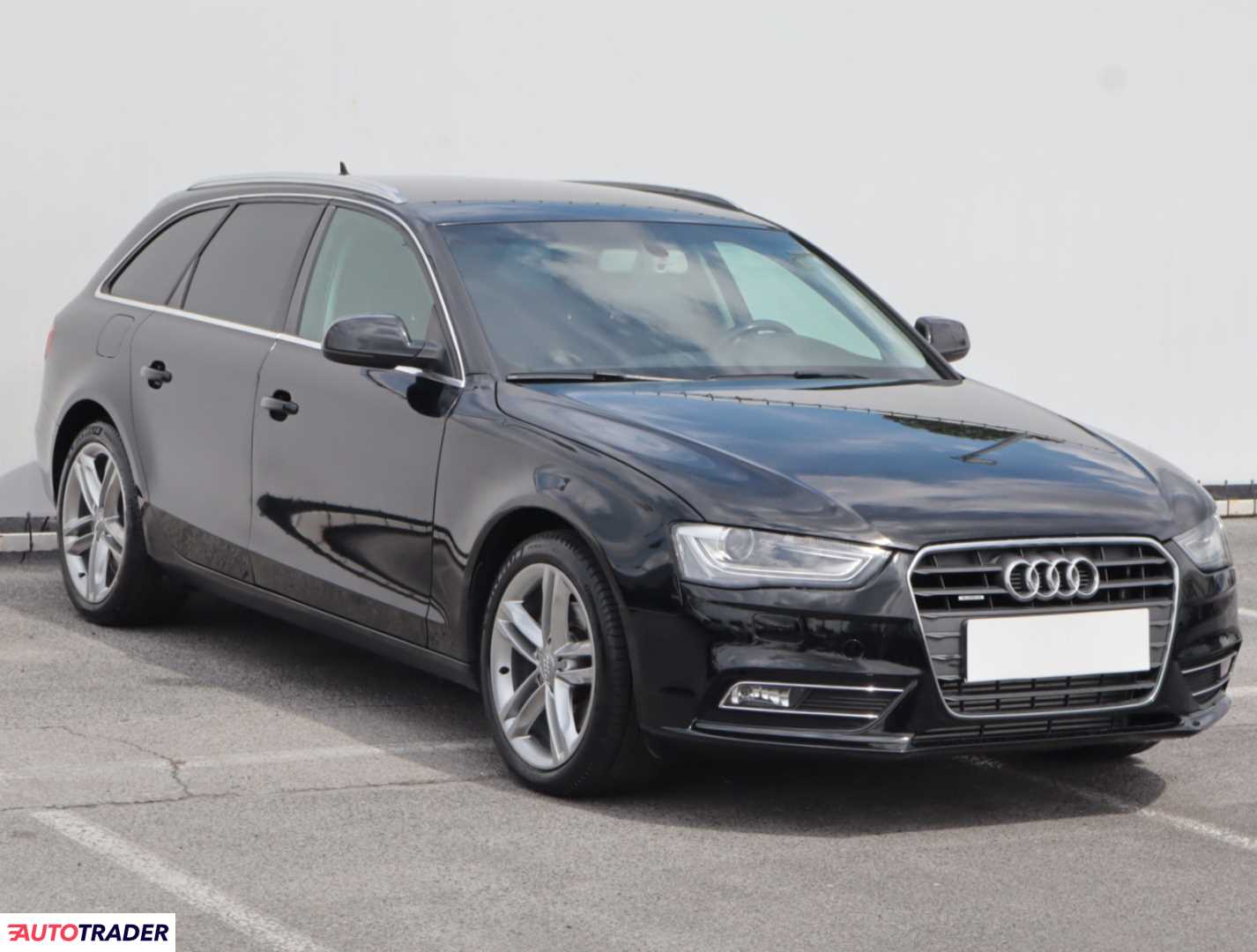Audi A4 2014 2.0 147 KM