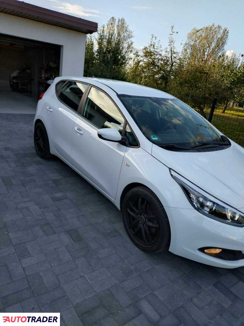 Kia Ceed 2012 1.4 100 KM