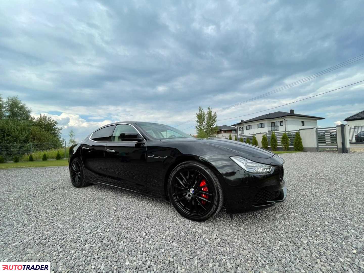 Maserati Ghibli 2015 3 275 KM
