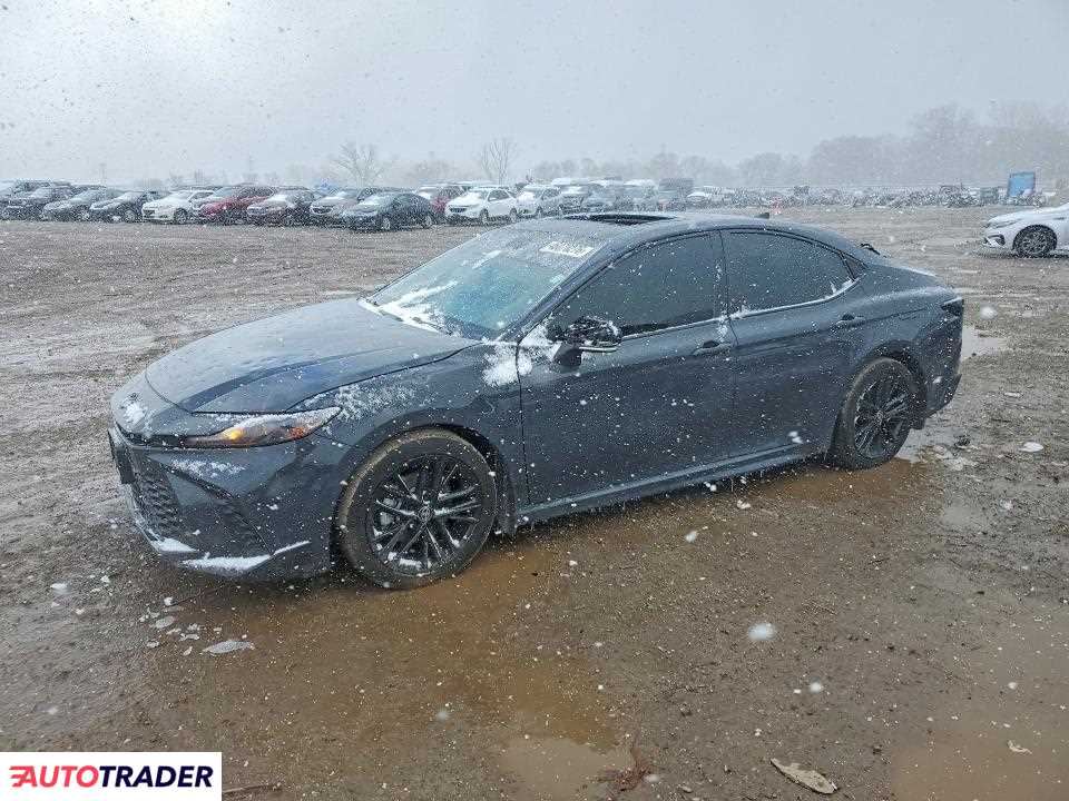 Toyota Camry 2025 2