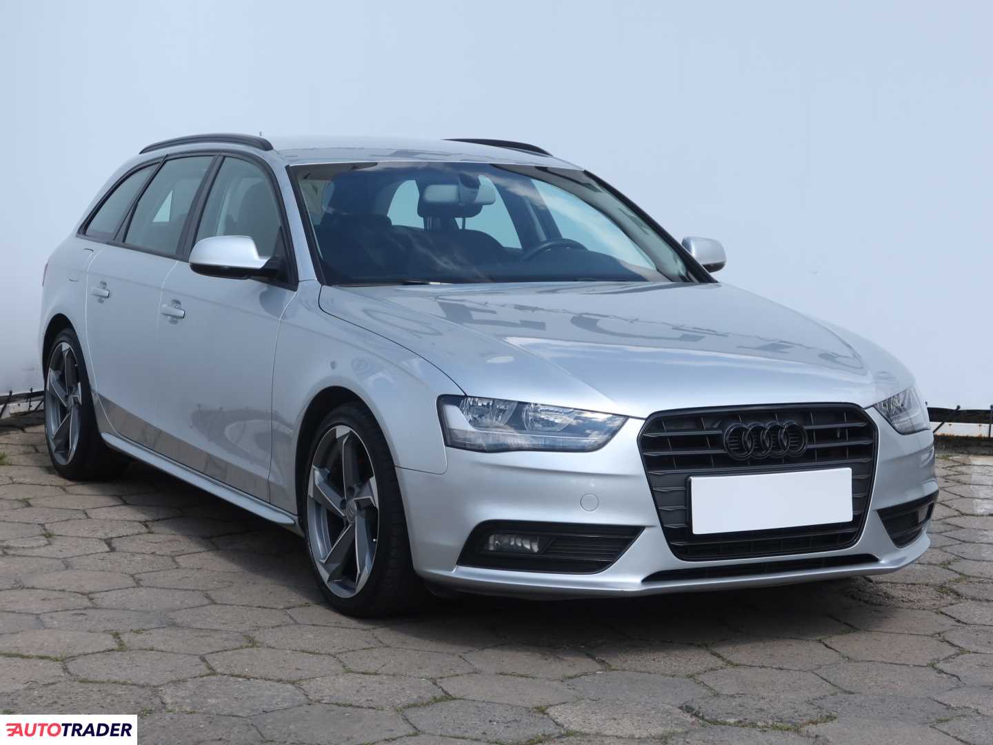 Audi A4 2012 2.0 134 KM Audi A4 2012 2.0 134 KM