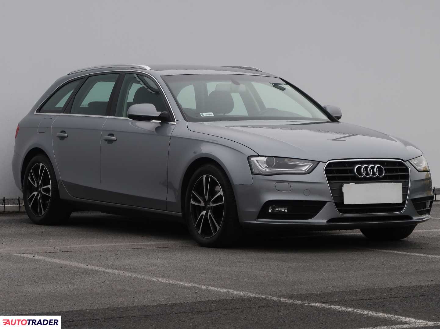 Audi A4 2.0 134 KM 2015r. (Piaseczno)