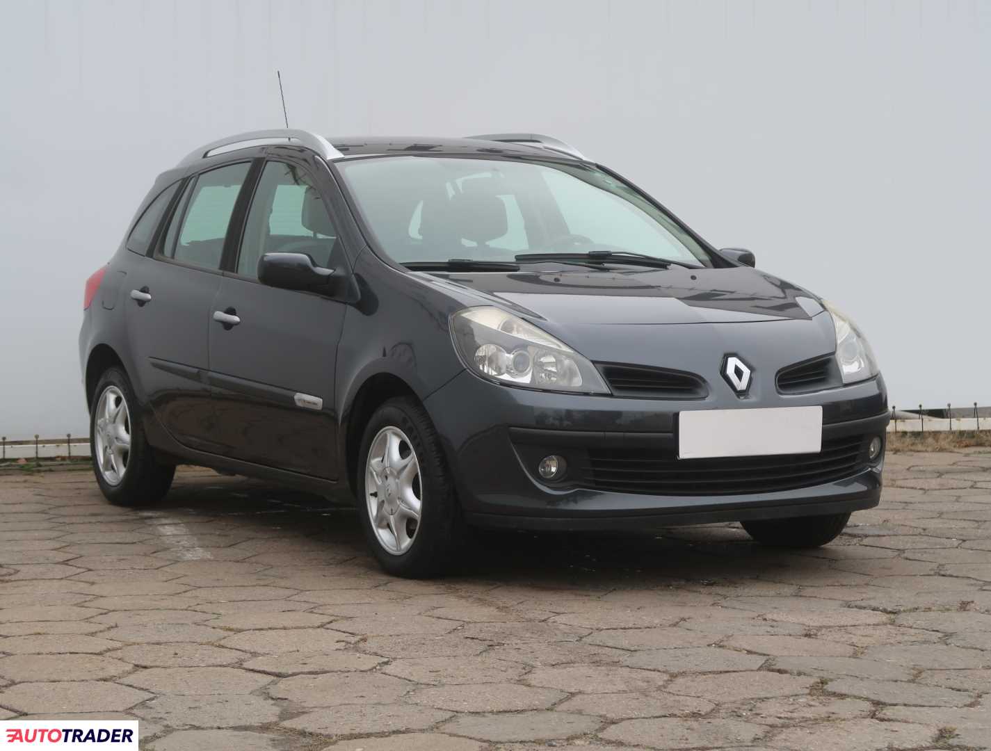 Renault Clio 2009 1.1 99 KM