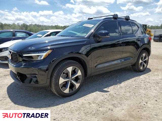 Volvo XC40 2.0 benzyna 2023r. (HARLEYVILLE)