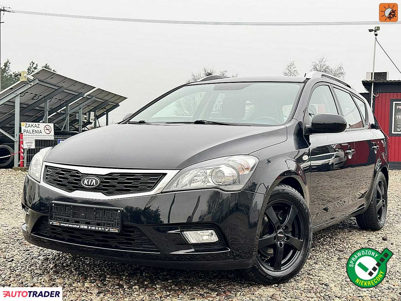 Kia Ceed 2011 1.4 105 KM