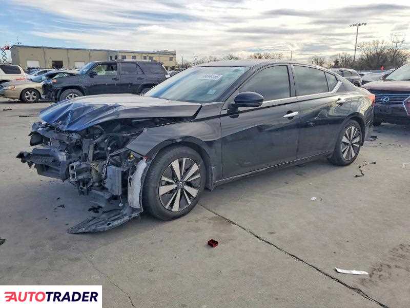 Nissan Altima 2021 2