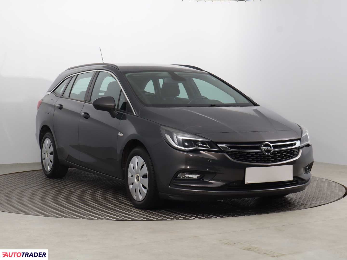 Opel Astra 1.4 123 KM 2016r. (Piaseczno)