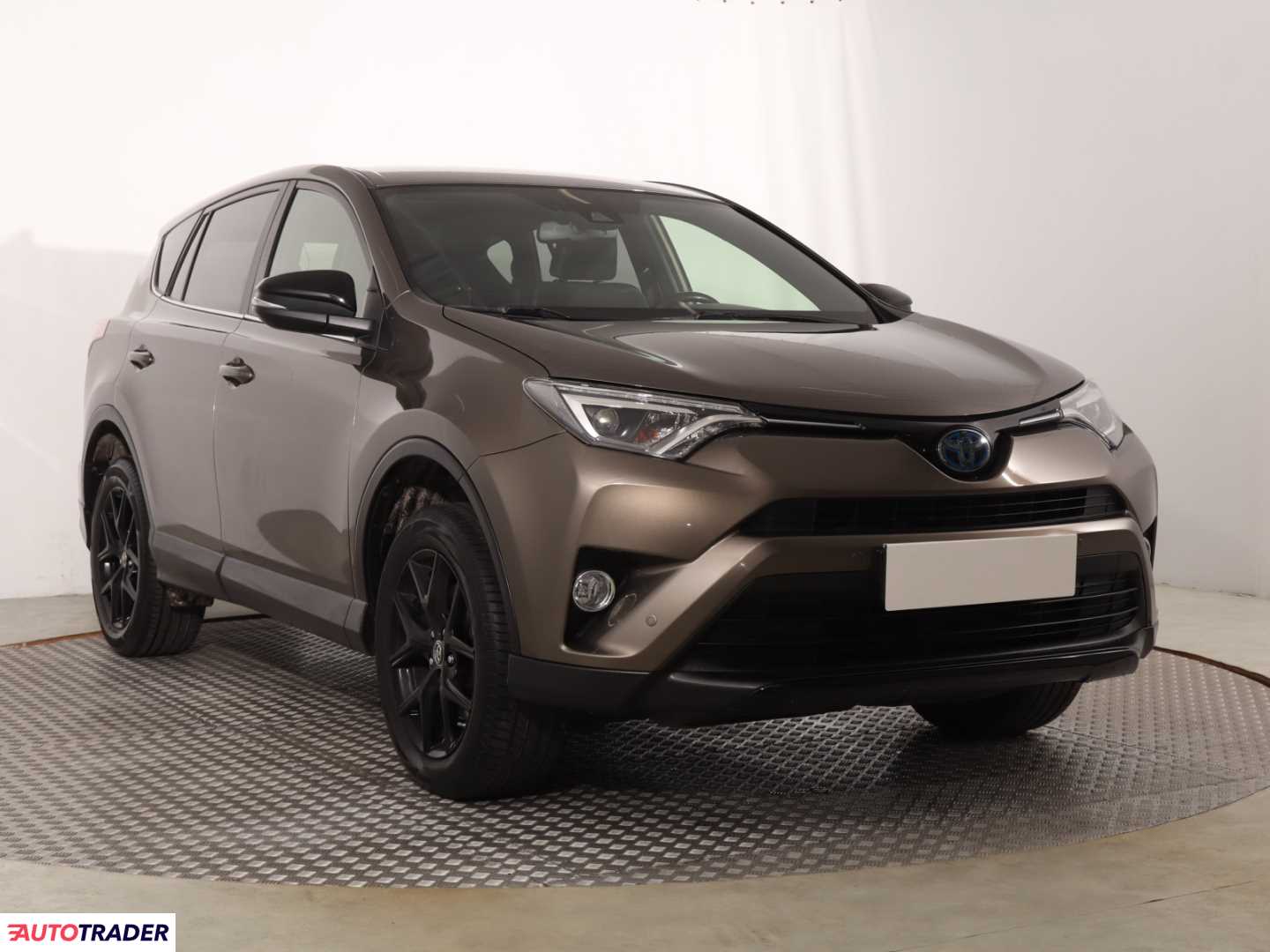 Toyota RAV 4 2017 2.5 194 KM