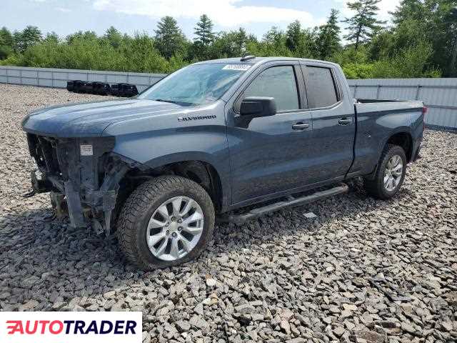 Chevrolet Silverado 2019 4