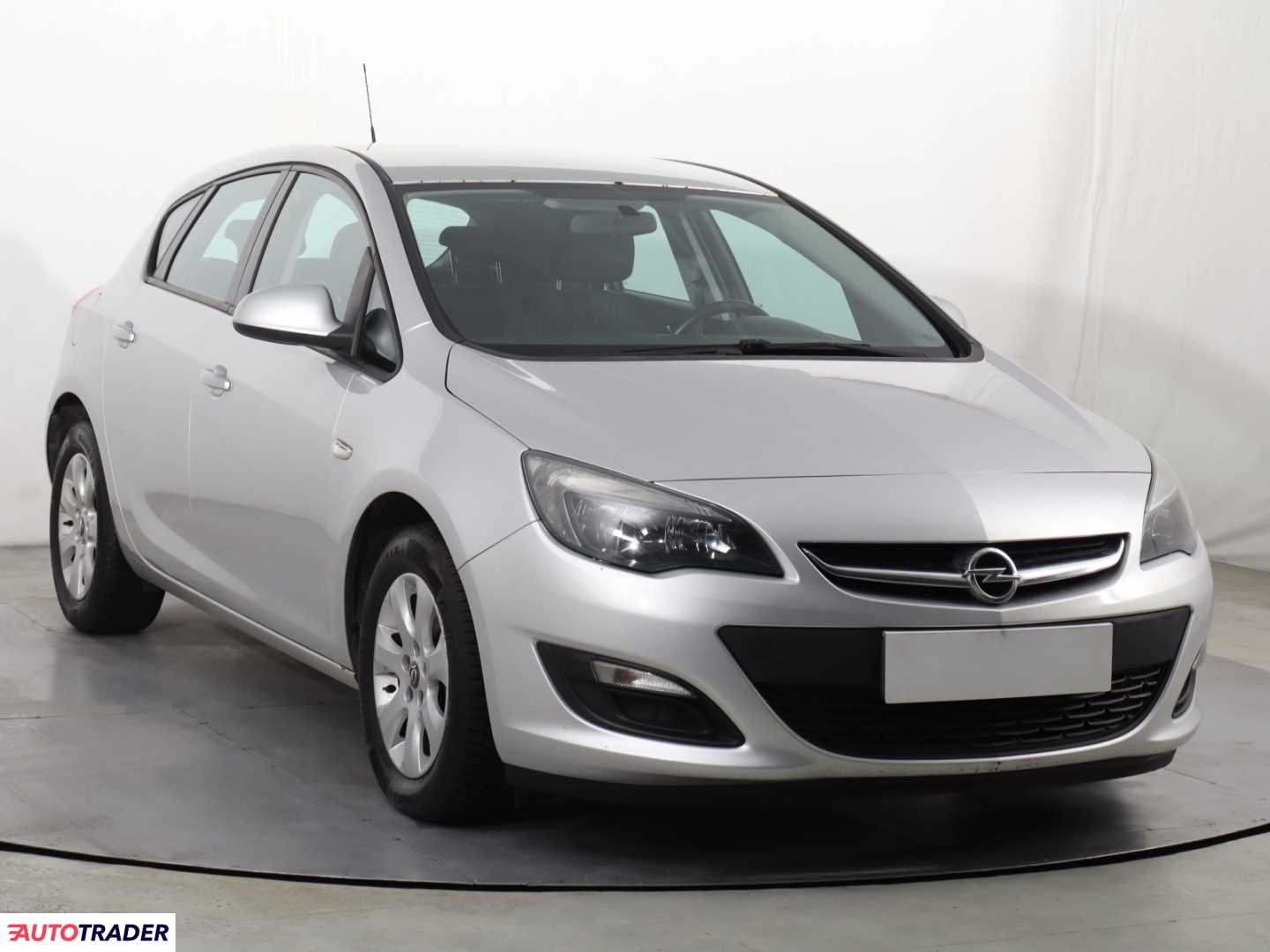Opel Astra 2014 1.7 108 KM