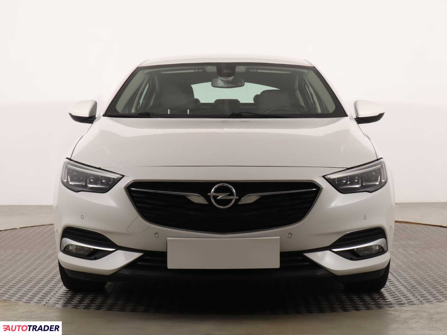 Opel Insignia 2019 1.5 162 KM