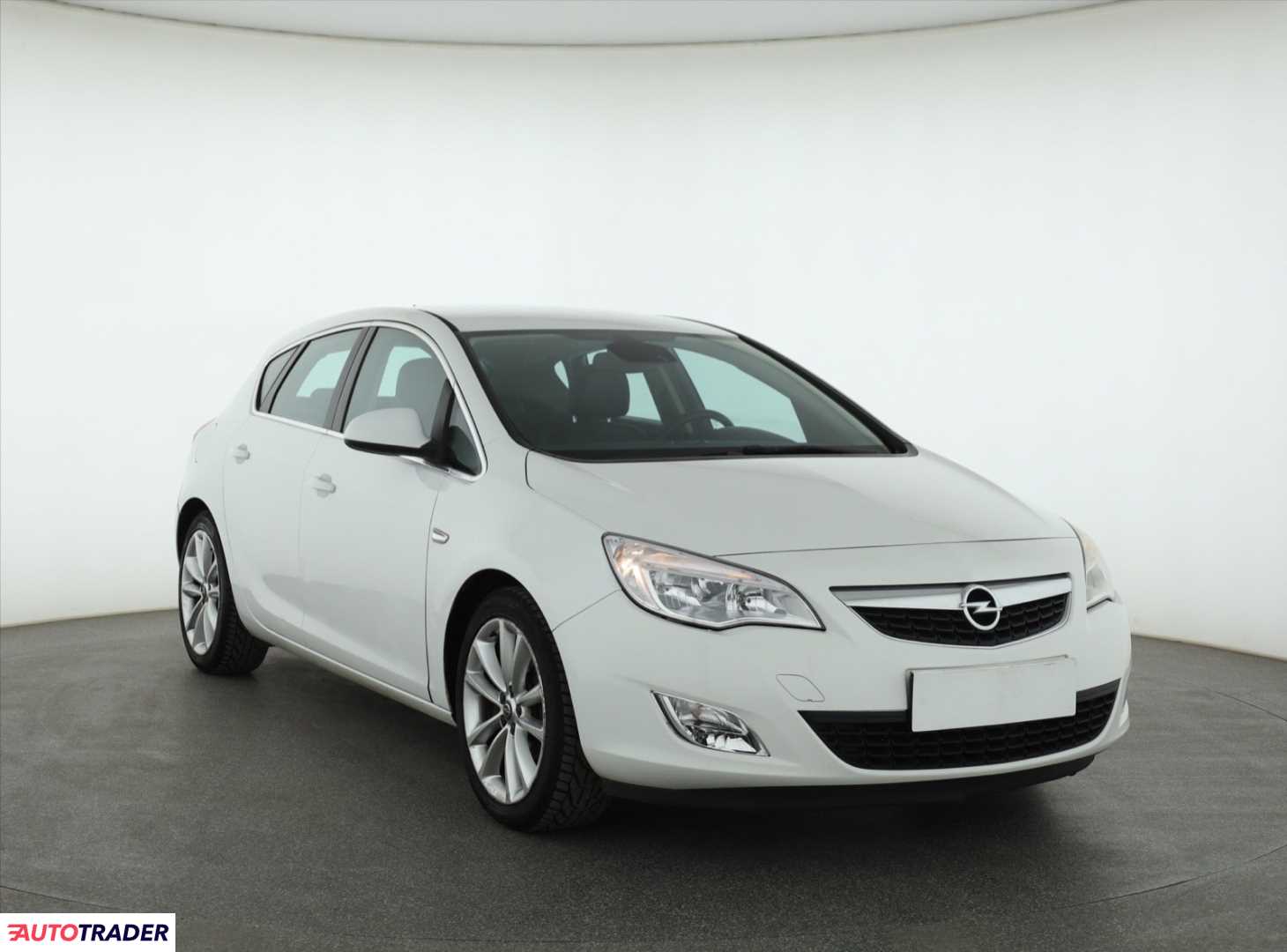 Opel Astra 2010 1.4 138 KM