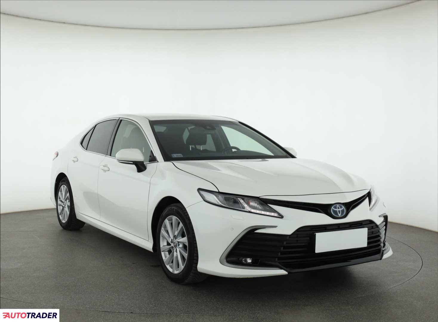 Toyota Camry 2021 2.5 214 KM