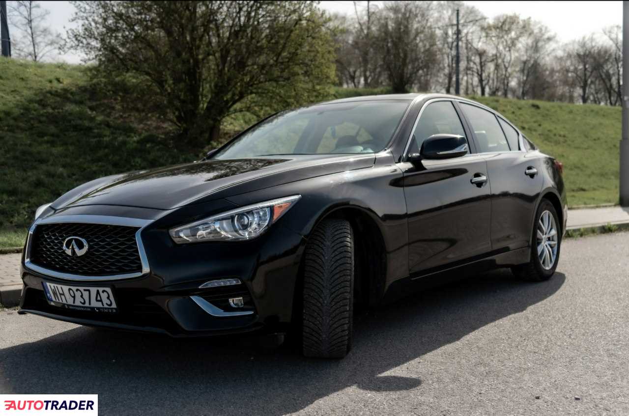 Infiniti Q50 2018 3.0 305 KM
