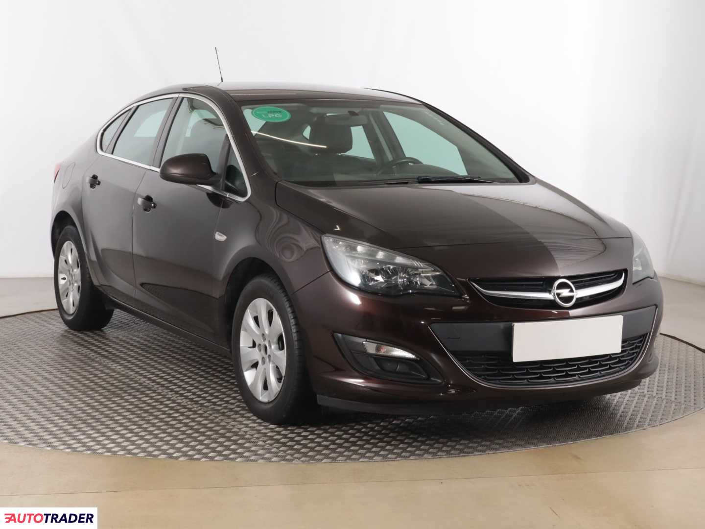 Opel Astra 2017 1.4 138 KM