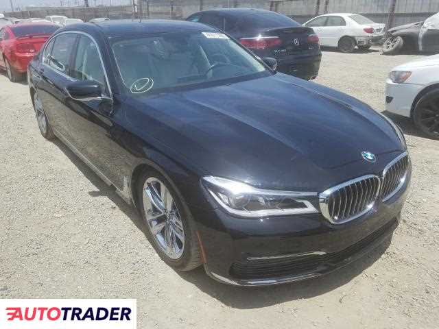 BMW 750 2016 4 BMW 750 2016 4