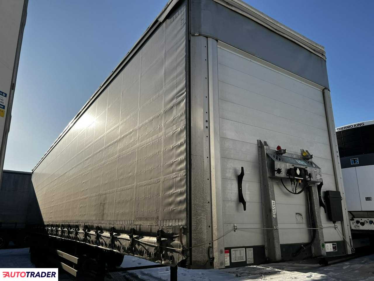 Schwarzmuller j-serie