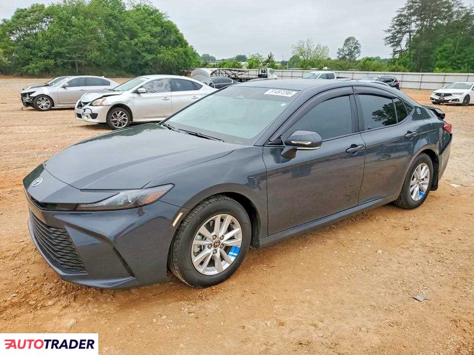Toyota Camry 2025 2