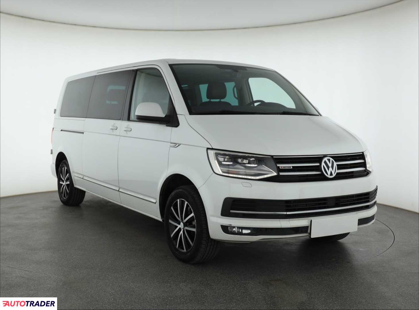 Volkswagen Caravelle 2018 2.0
