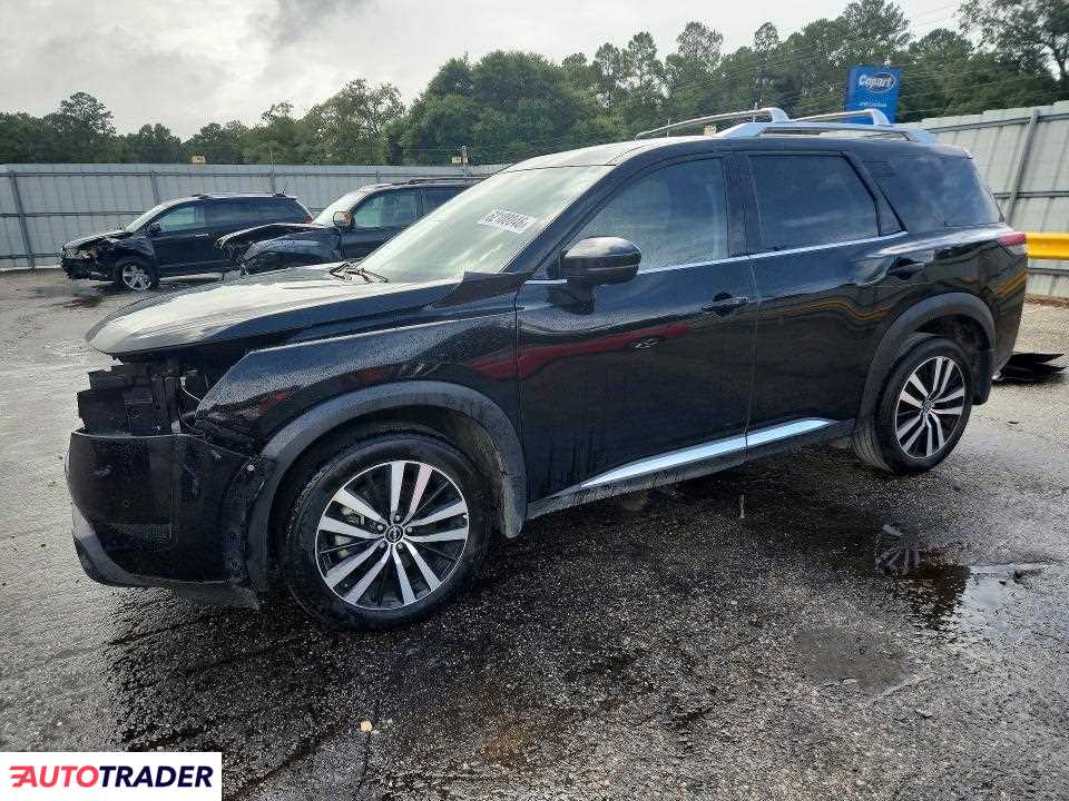 Nissan Pathfinder 2024 3