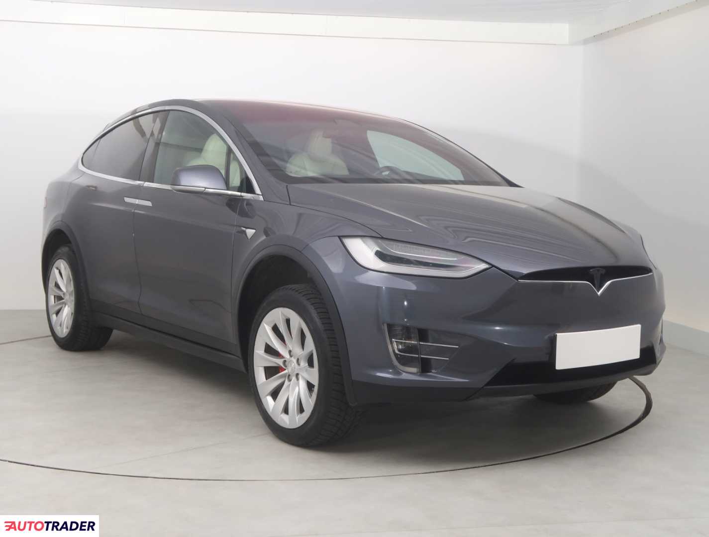 Tesla Model X 2020 777 KM
