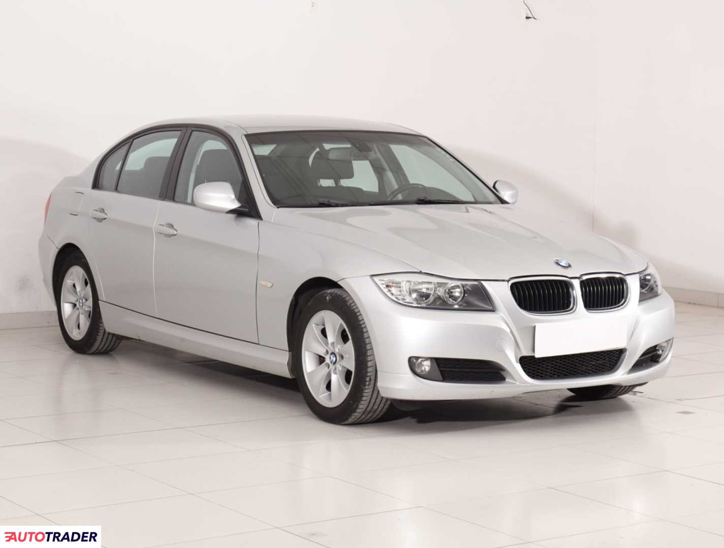 BMW 318 2009 2.0 140 KM