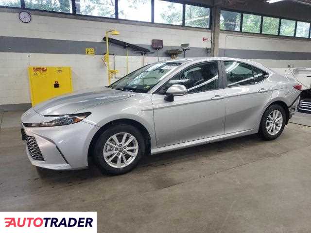 Toyota Camry 2025 2