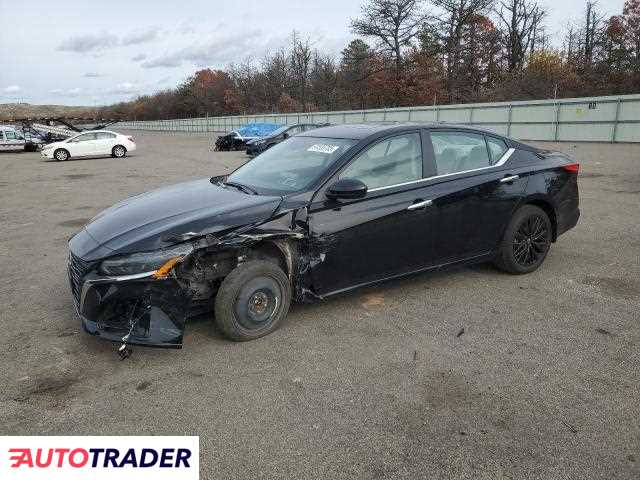 Nissan Altima 2025 2