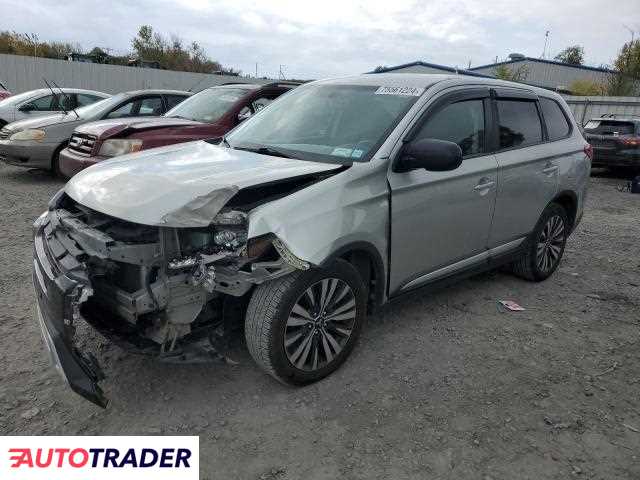 Mitsubishi Outlander 2.0 benzyna 2019r. (ALBANY)